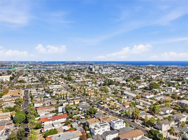 846 W Santa Cruz photo 3