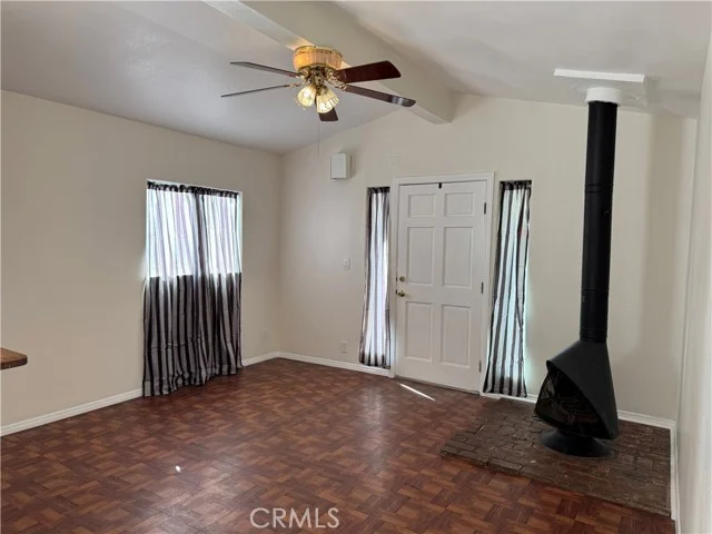6060 MYRTLE Avenue photo 2