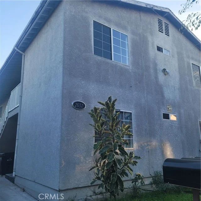 2632 W 16th, Los Angeles