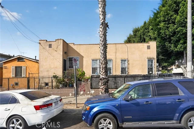 620 N Fickett photo 3