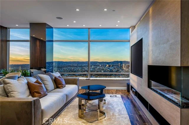 900 W Olympic Boulevard #38D photo 2