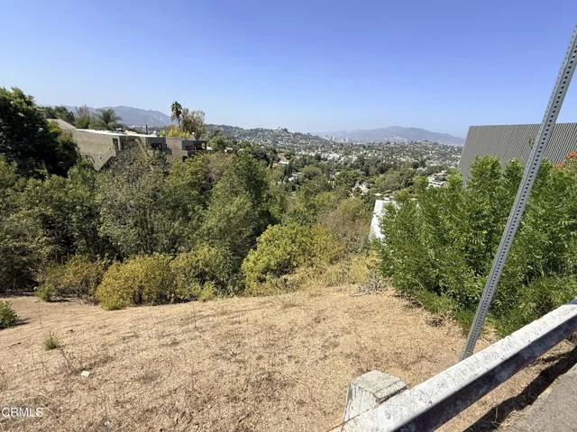 Olancha Drive, Los Angeles