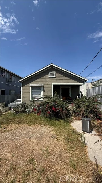 2211 Obama, Los Angeles
