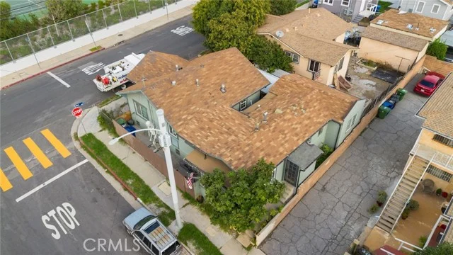 478 S Mott photo 3