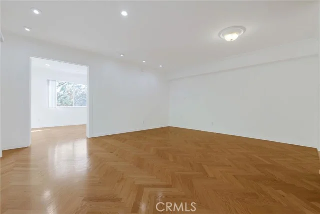 2700 Cahuenga Boulevard E #2217 photo 3