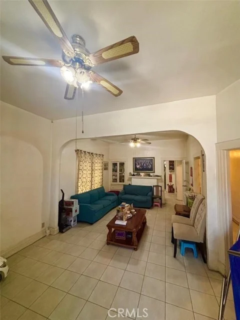 2606 Manitou photo 5
