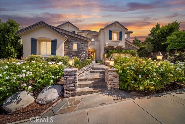 2505 Featherwood Street photo 3