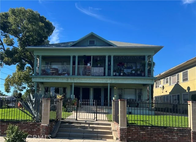2955 Van Buren Place, Los Angeles