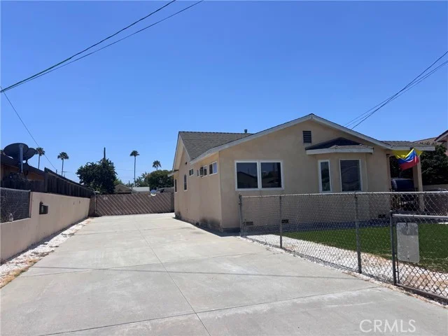 546 E 220th, Carson