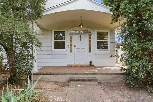 15808 Nordhoff photo 3