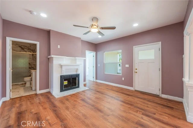 2041 W 29th Place photo 4