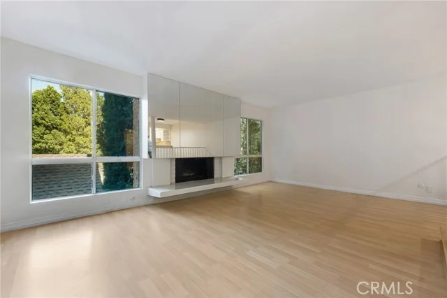 4807 Woodley Avenue #208 photo 3