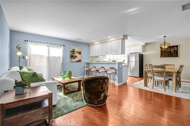 706 Amador photo 3