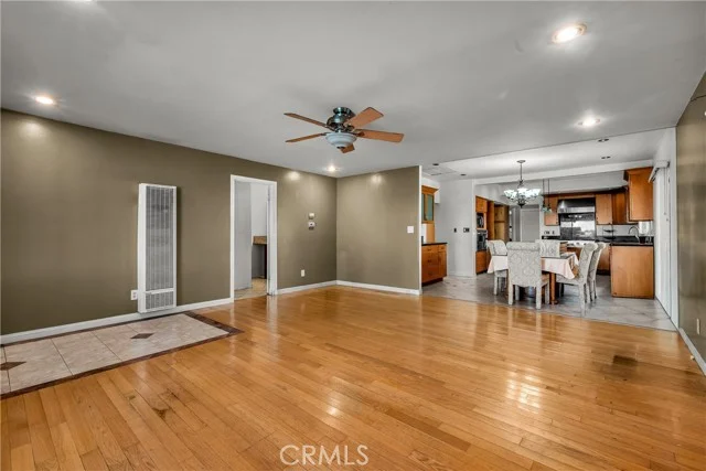 2326 Loy Lane photo 3