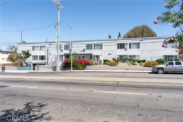 13061 Vanowen Street photo 2