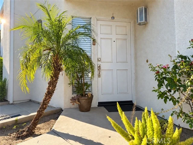 9141 Vincente Way photo 2