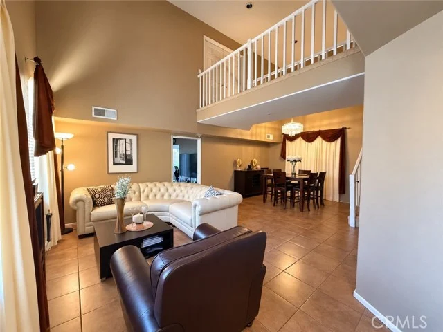 9141 Vincente Way photo 3