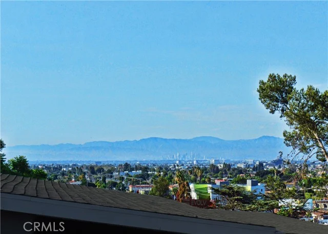 26227 Ozone Avenue photo 4