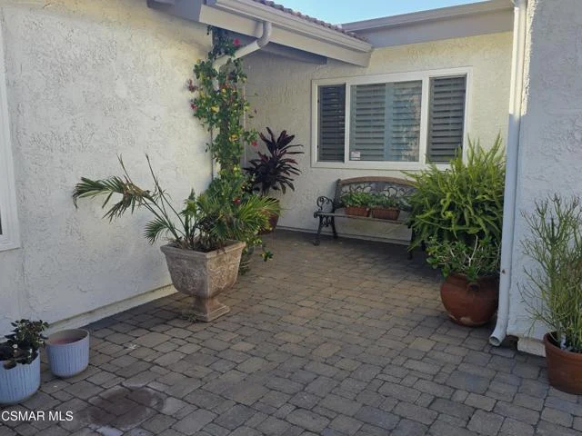 32458 Saddle Mountain Drive photo 3