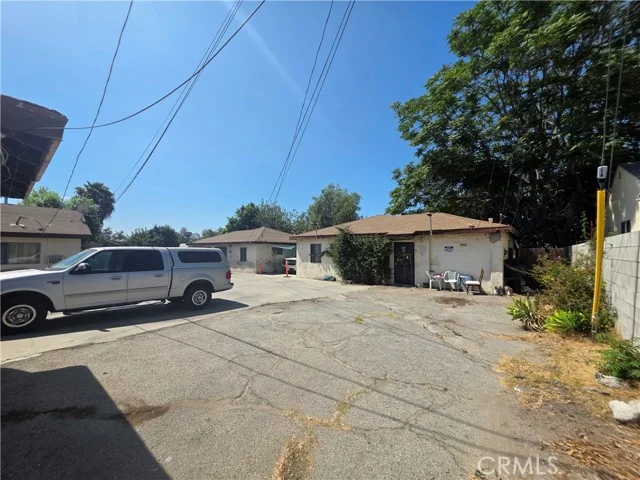 10479 El Dorado photo 3