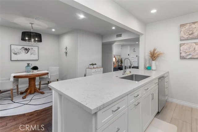 10396 Almayo Avenue #1 photo 3