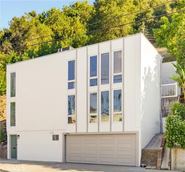 12452 Laurel Terrace Drive, Studio City