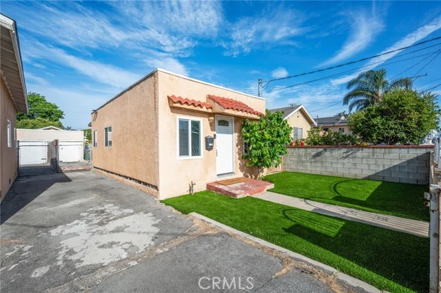 1320 N Neptune Avenue photo 4
