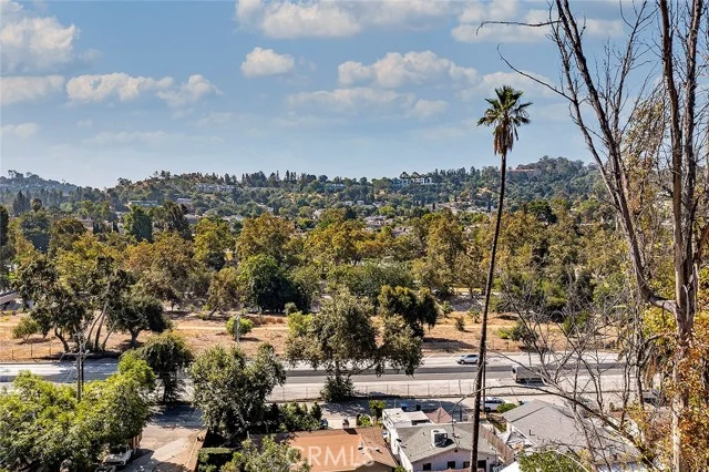 300 S Avenue 58, Highland Park