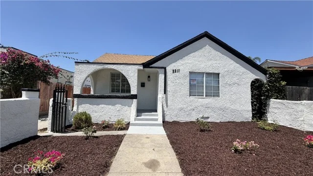 2211 S Sycamore, Los Angeles