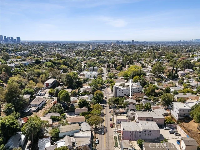 1911 Echo Park photo 5