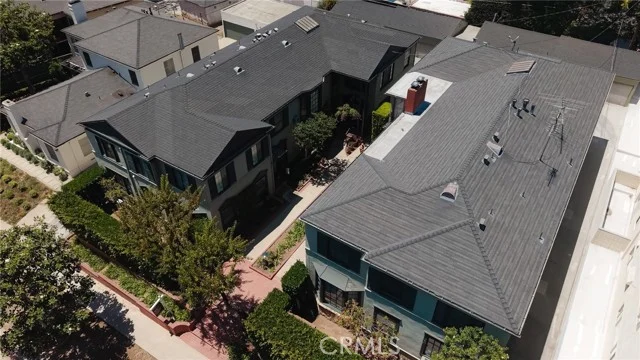 1235 S Beverly Glen Boulevard photo 3