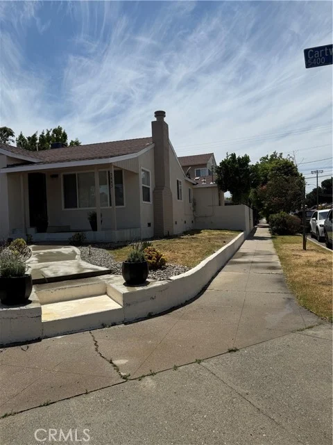 5445 Cartwright photo 2