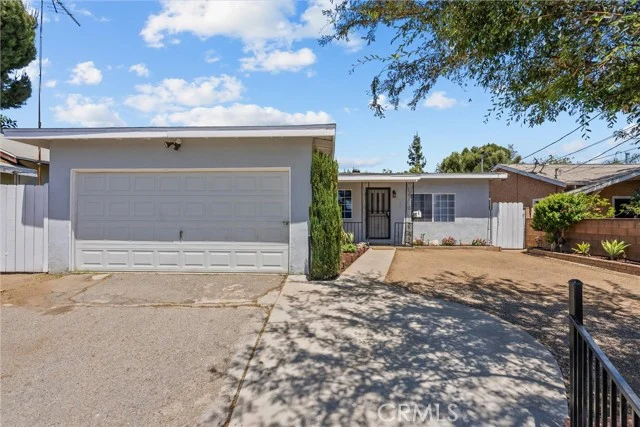 11144 Laurel Canyon Boulevard photo 2