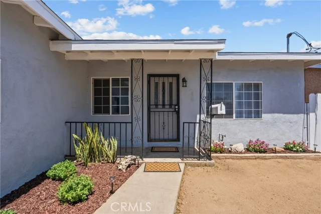11144 Laurel Canyon Boulevard photo 3