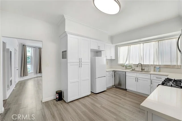 2232 Workman photo 5