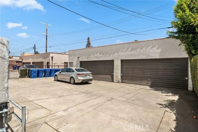 436 N Genesee photo 4