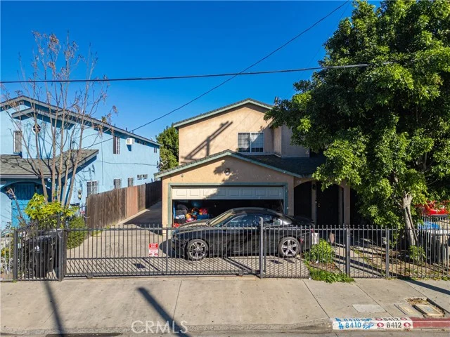 8410 S Grand photo 2