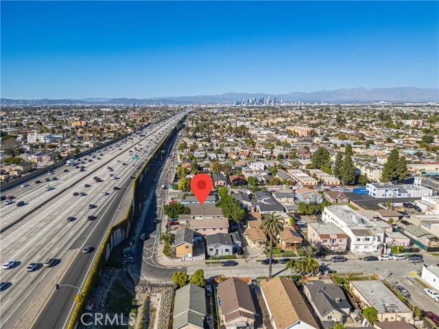 8410 S Grand photo 3