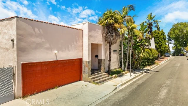 3837 Sherview photo 4