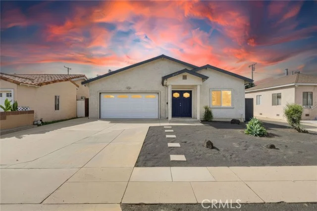 2542 E Madison Street, Carson