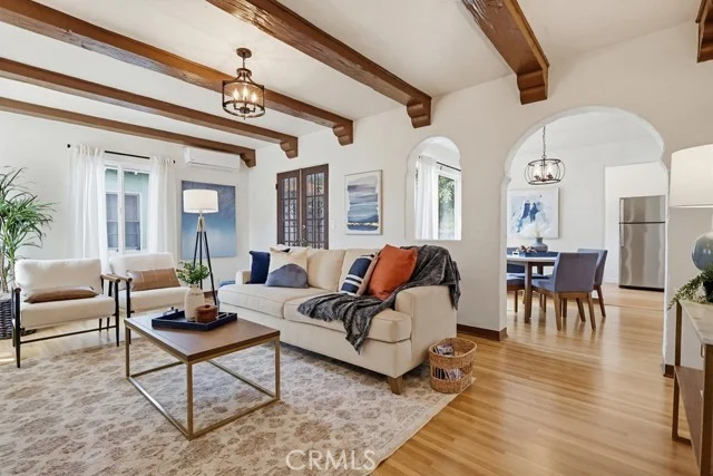 2525 Fashion Avenue photo 5