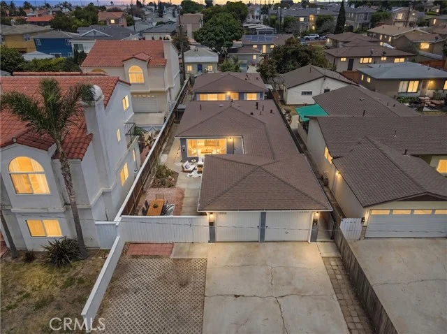18508 Kingsdale Avenue photo 3