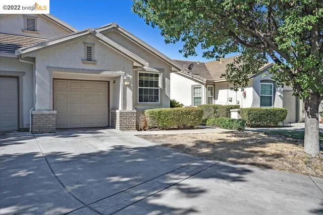1430 Kent Pl photo 2