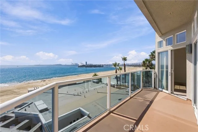 1500 E Ocean #718 photo 3