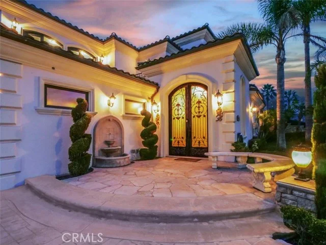 30150 Palos Verdes Drive W photo 4