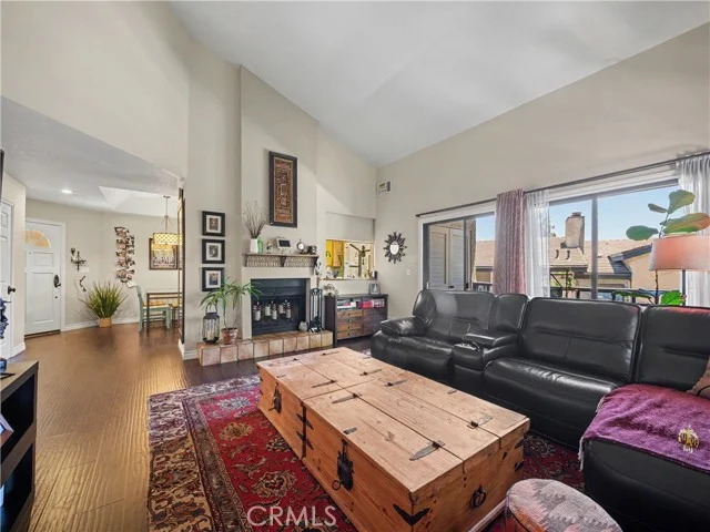 5738 Skyview Way Unit B photo 5