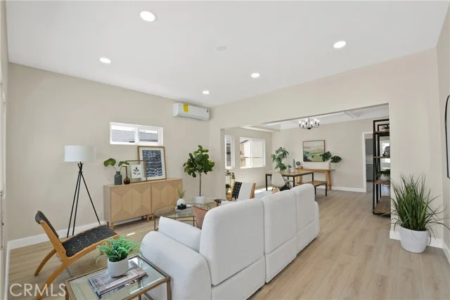 4768 Fisher Street photo 2