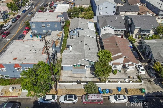 932 Walnut photo 3