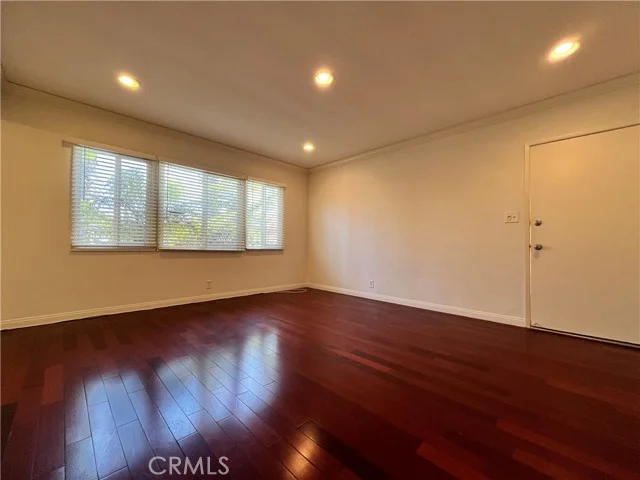 11901 W Washington photo 3
