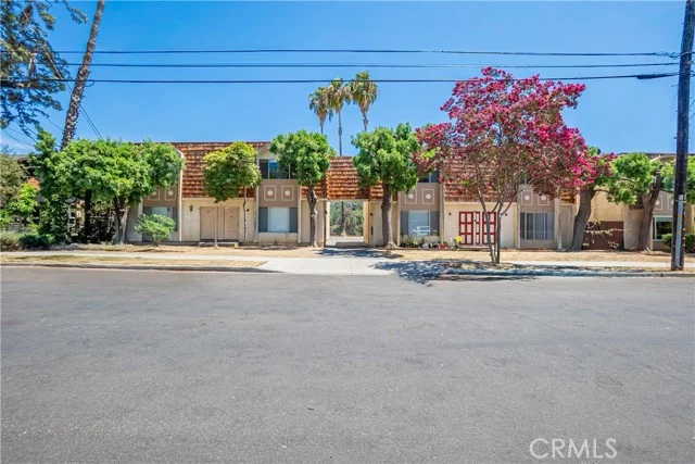 218 Thorne, Los Angeles